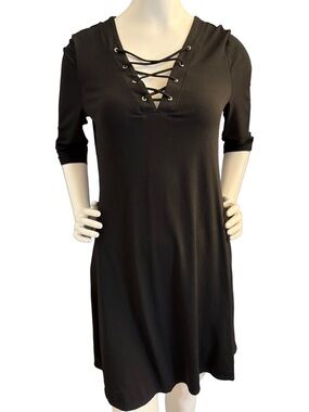 AB Studio Black Laced V Neck  Dress